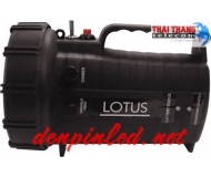 Đèn pin độ sáng siêu khủng LOTUS soi xa