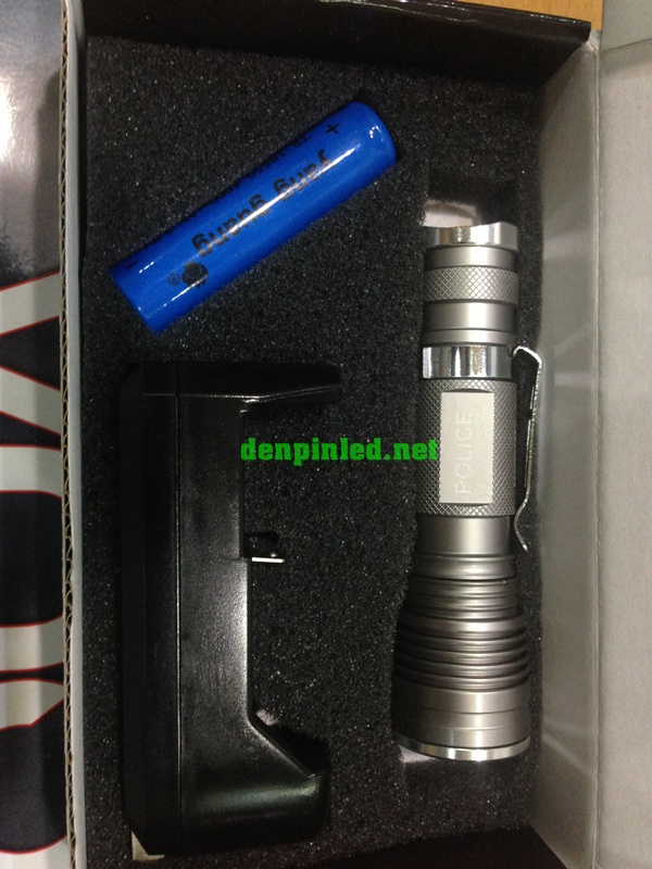 den-pin-sieu-sang-gia-re-Police K82-3
